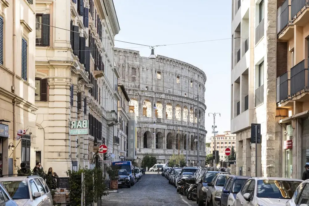 Sonder - Colosseum Apartment