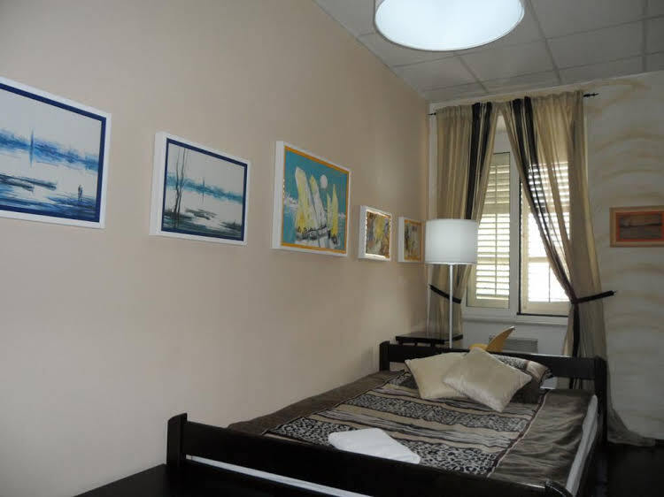 Hostel Carnevale by null