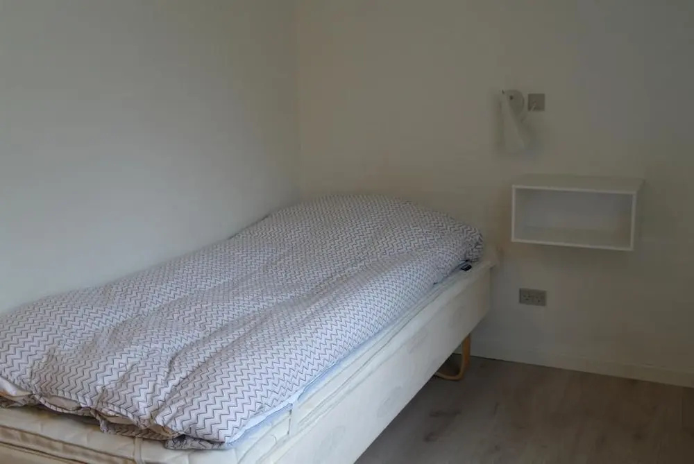 Standard Single room (single bed)