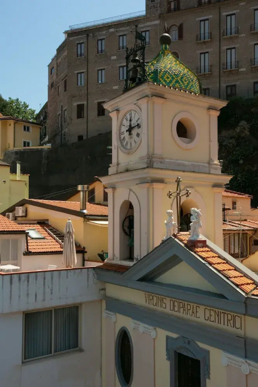 SeaView Sorrento Apartment by the sea with terrace