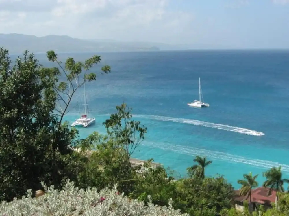 Beach & Waterfront