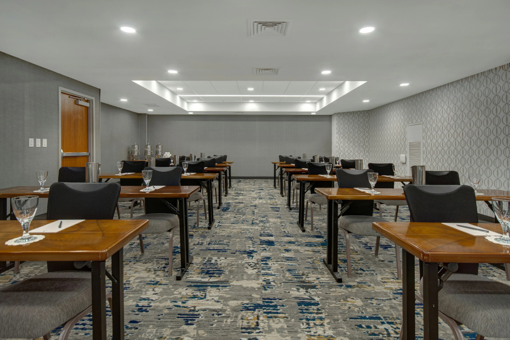Embassy Suites by Hilton Detroit Metro Airport - Général