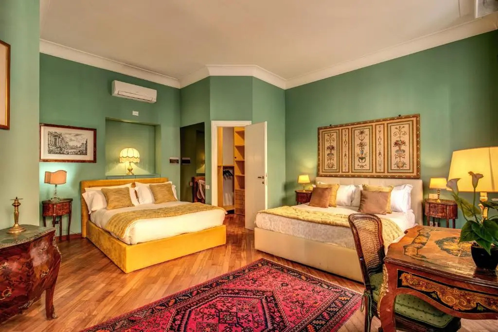 CIR 6380 V Twin B Stylish Renovated Flat in Vatican Area