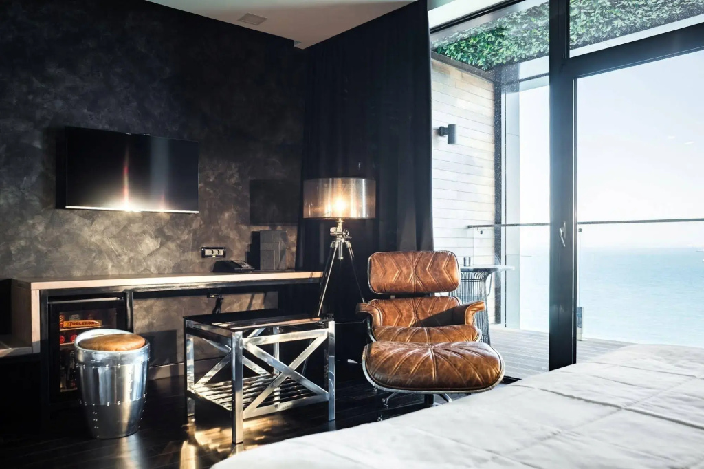 M1 Club Hotel - Général