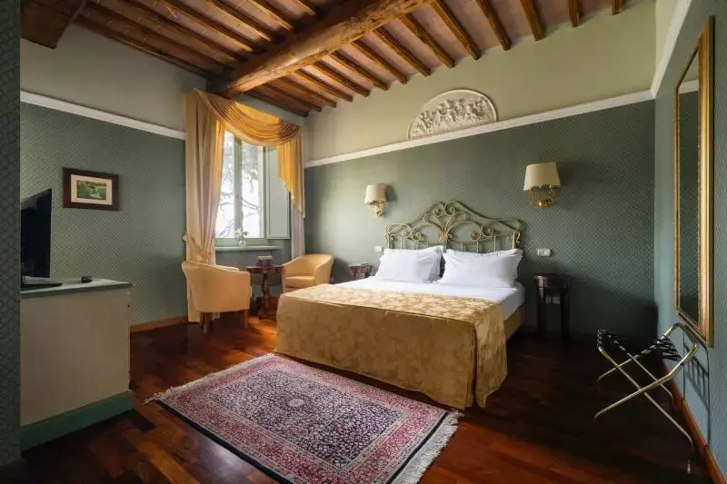 Superior Double room (full double bed)