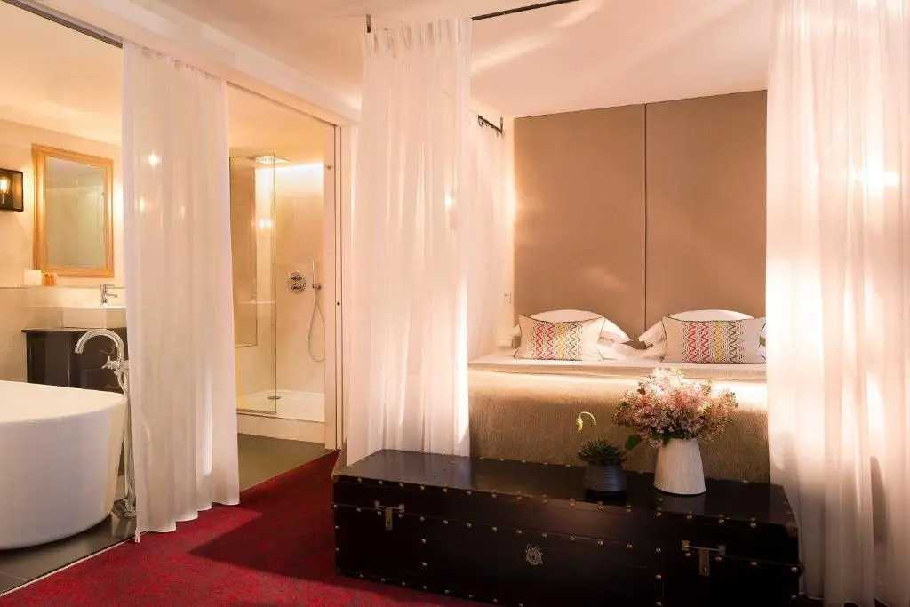 Hôtel Moliere 53
