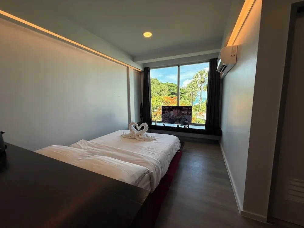 Superior Double room (full double bed)