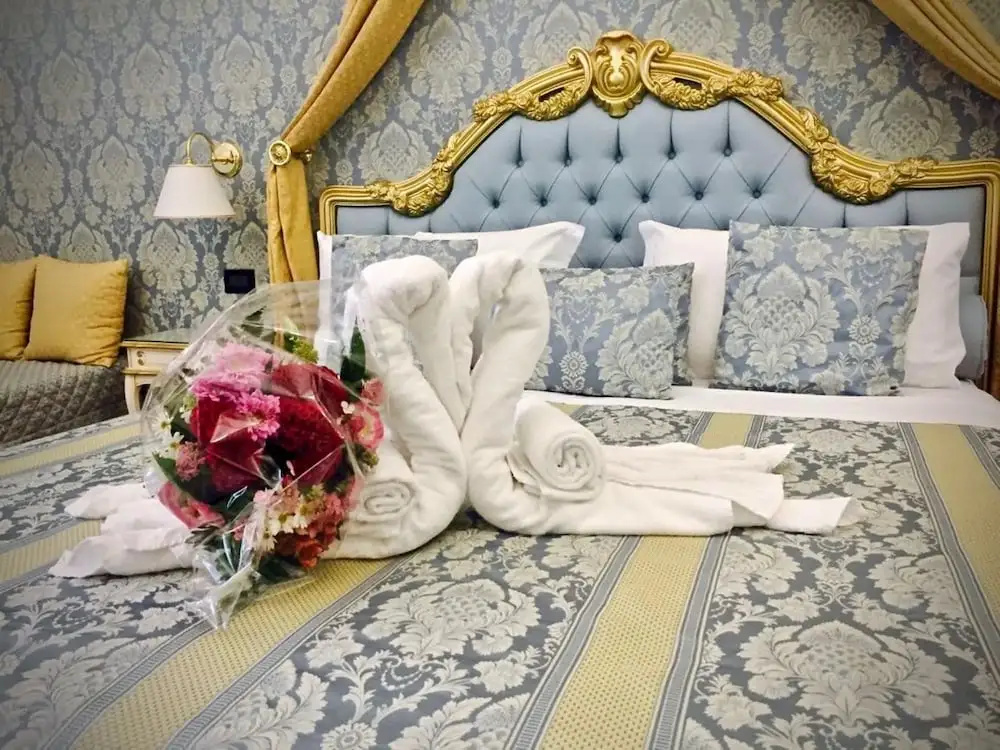 Junior Suite with canal view