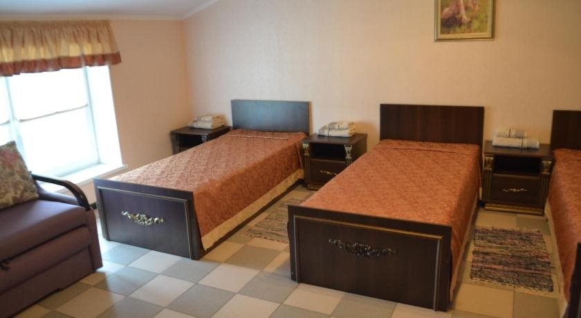 Dergachov Guest House