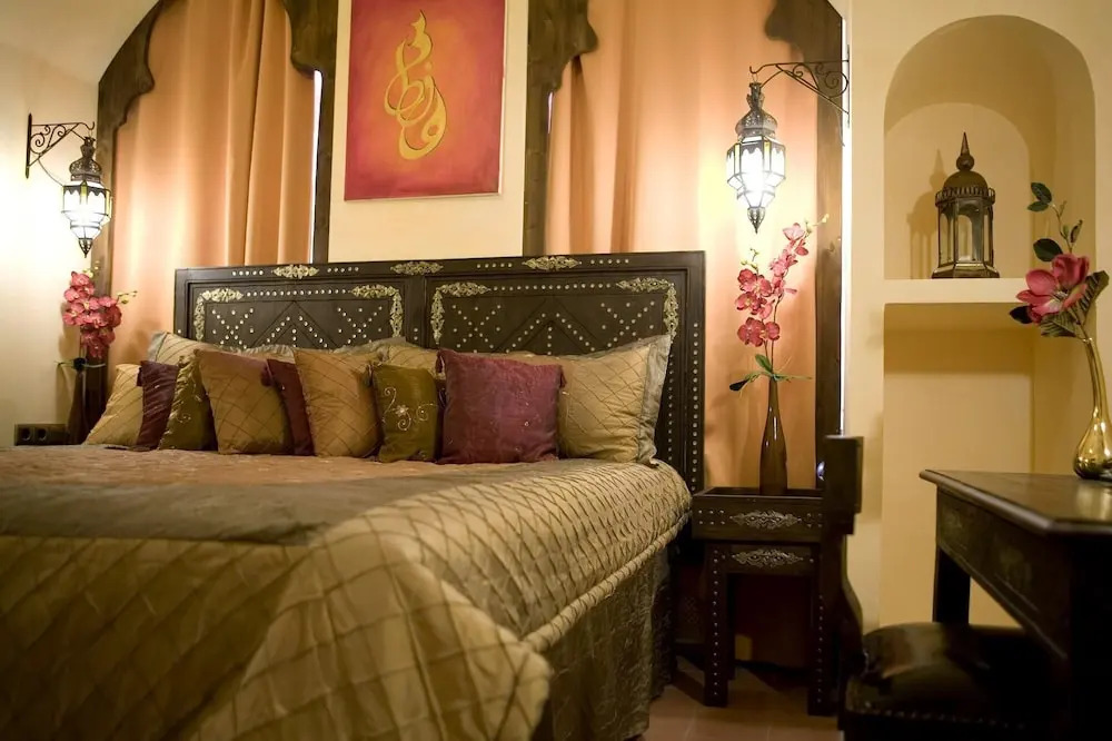 Номер Standard с красивым видом из окна в Hotel Villa Oriental & Restaurant