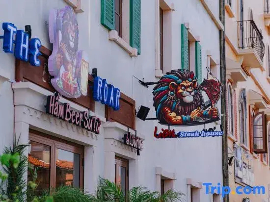Elyday Boutique Hotel - Free Pick up, Near Kiss Bridge & Sunset Sea View