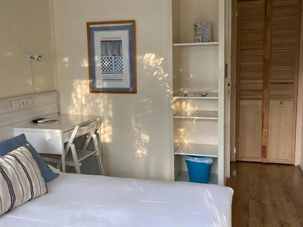 Economy Double room (full double bed)