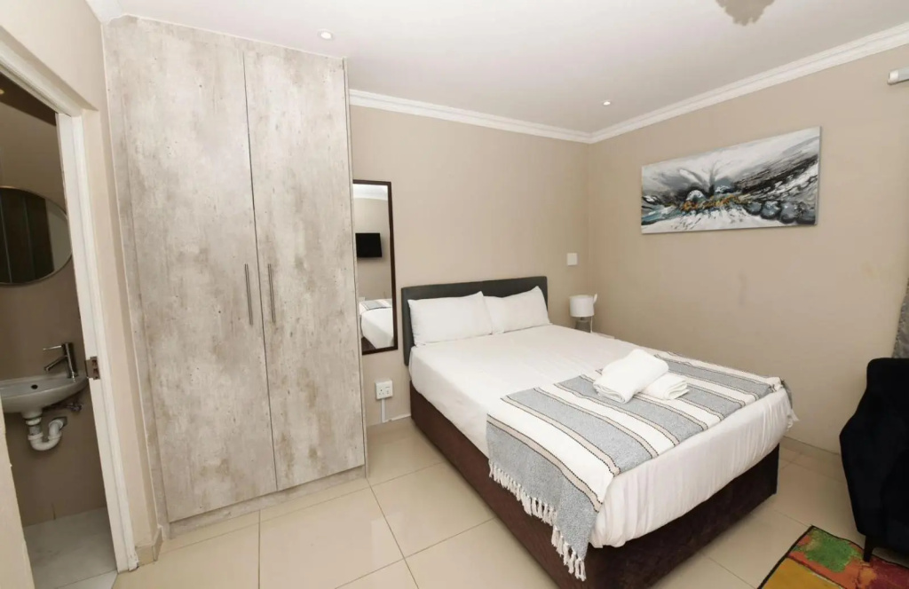 Elmed Guest House