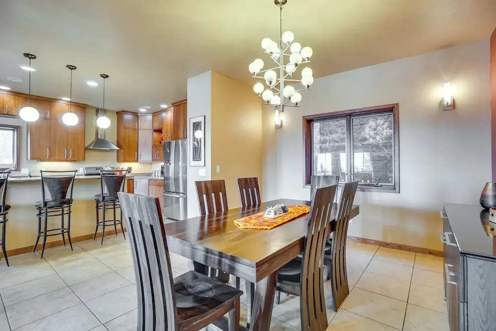 Upscale Laramie Home w/ Hot Tub & Patio! — фото 6