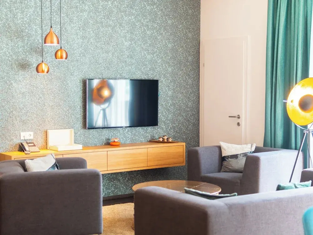 2 Bedrooms Basement Suite with balcony