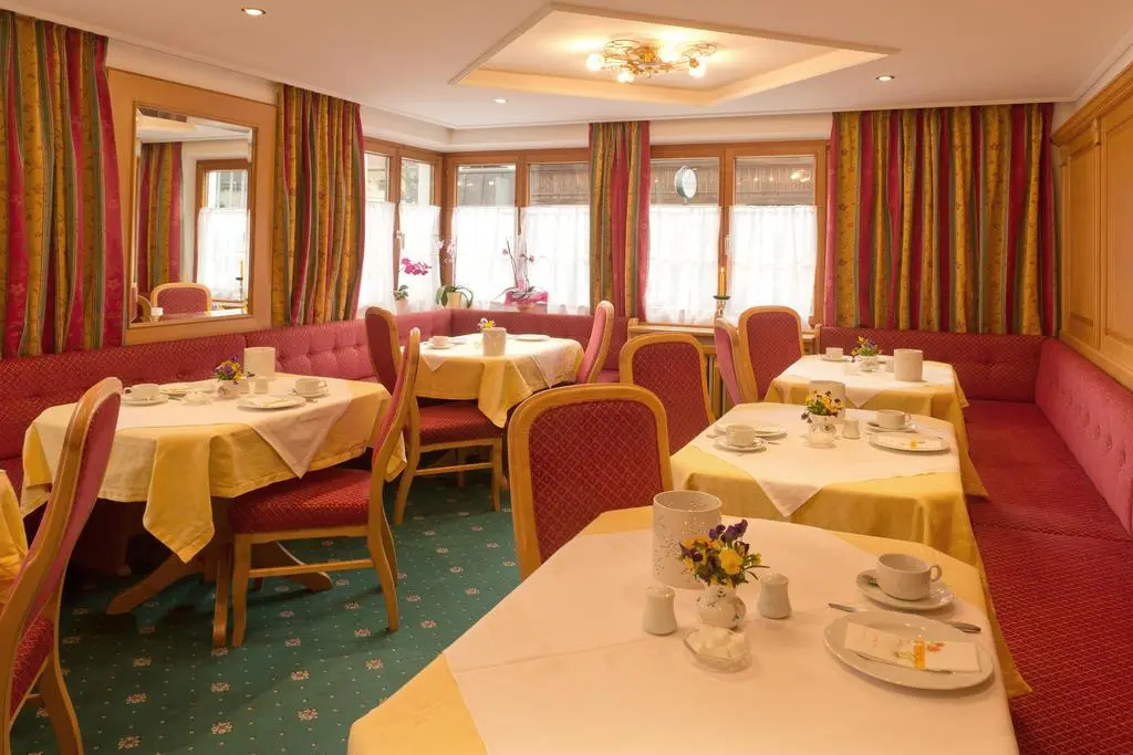 Hotel photo 10