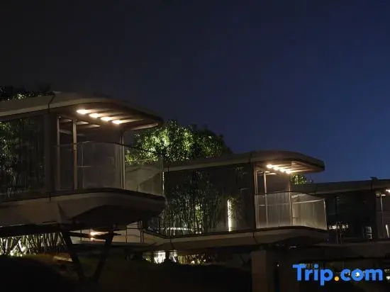 Banshan Hot Spring Hotel (Luoyang Longmen High-Speed Railway Station Branch)