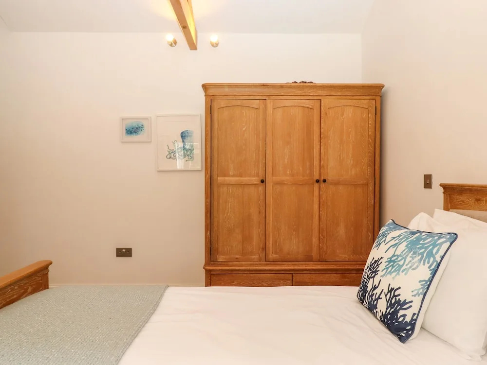 Blake Cottage — 5