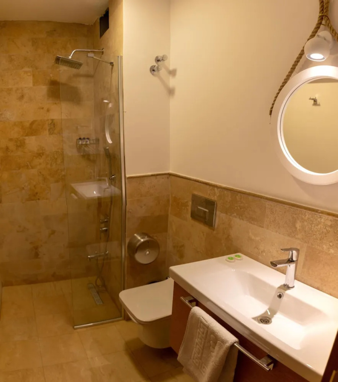 1 Bedroom Deluxe Double room (full double bed)