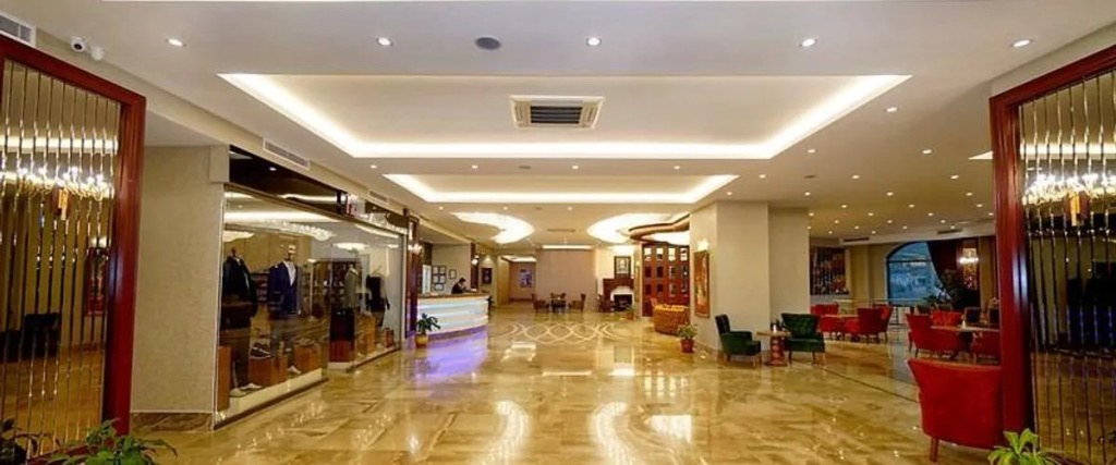 Lobby & Reception