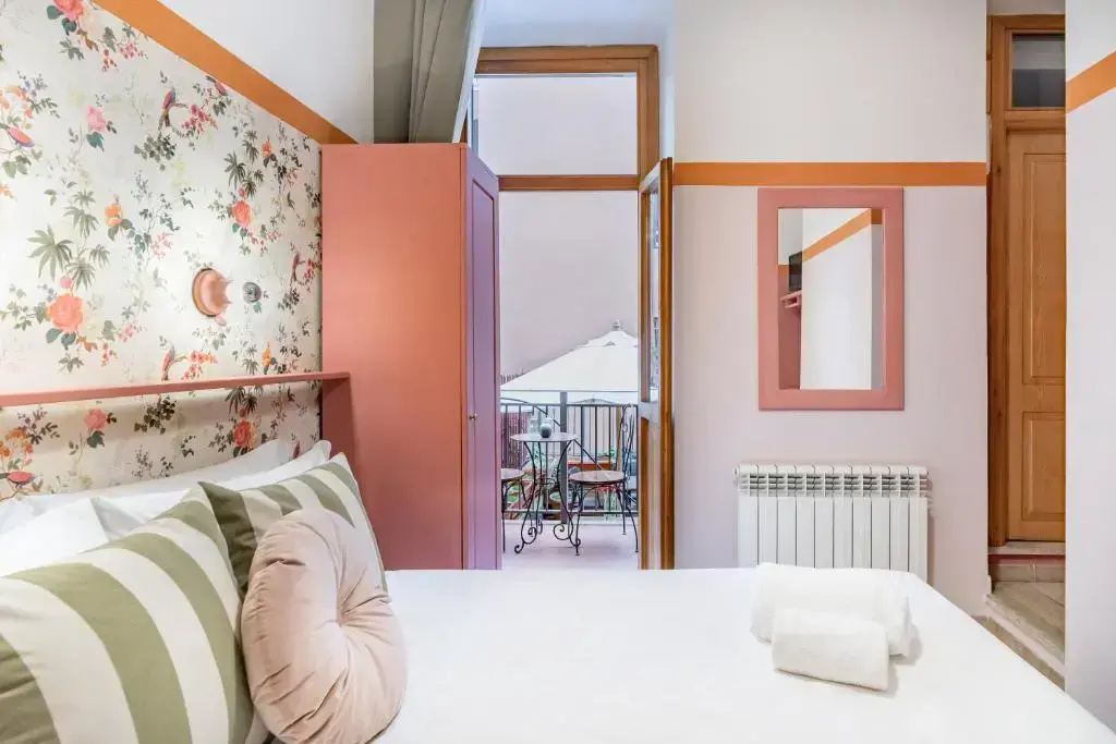 Standard Double room with balcony (twin beds)