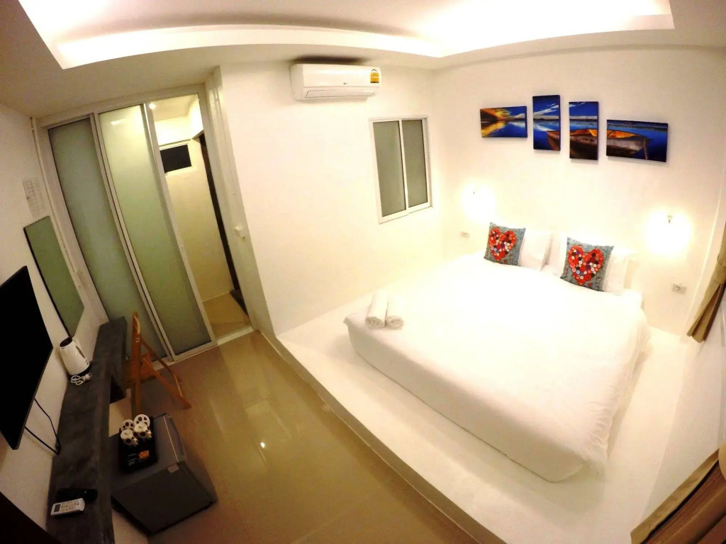 Hotel photo 12