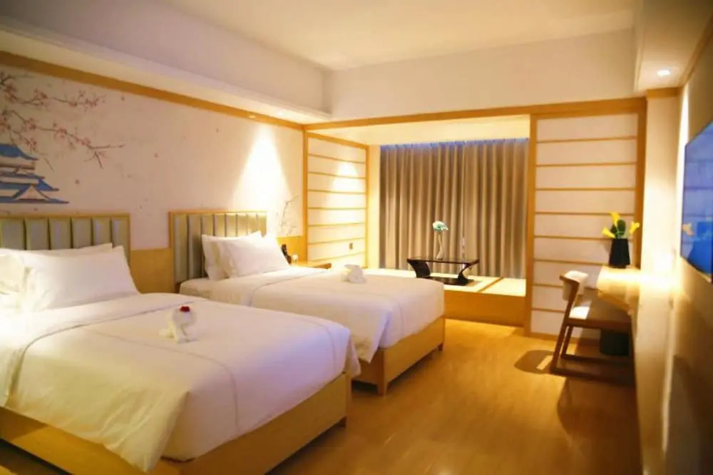 The Hotel V Zhenjiang Jingkou - фото 30