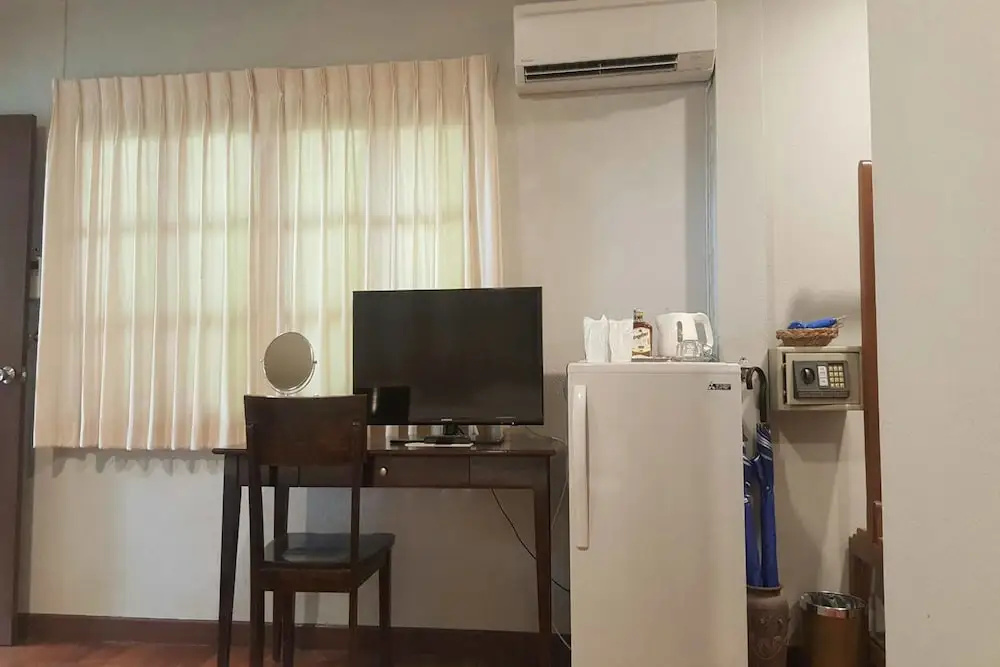 Baan Klang Aow Beach Resort - Chambres
