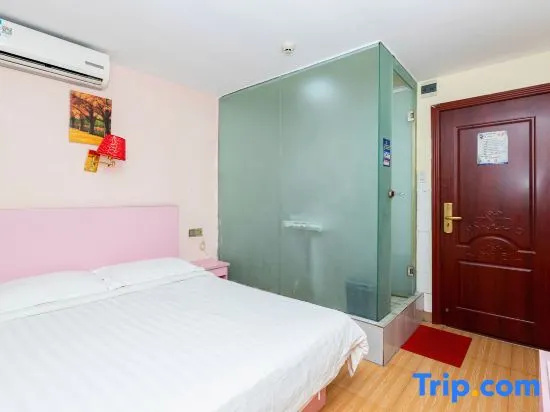 Deluxe Double room (full double bed)
