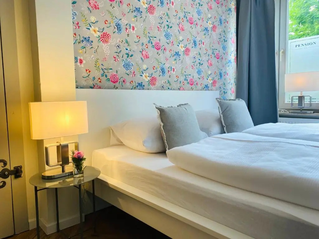 Schönitz Hotel-Pension - Chambres