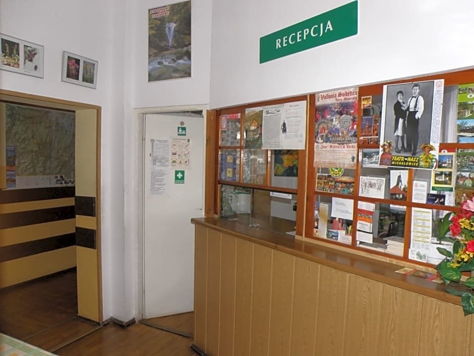 Lobby & Reception