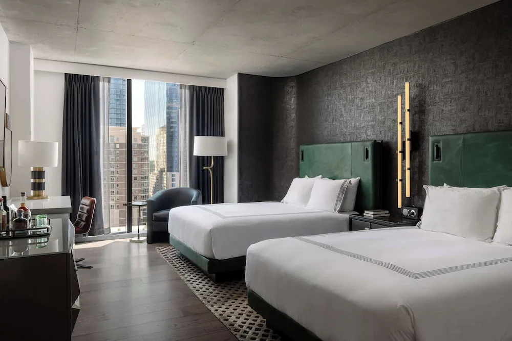 Quadruple room with city view