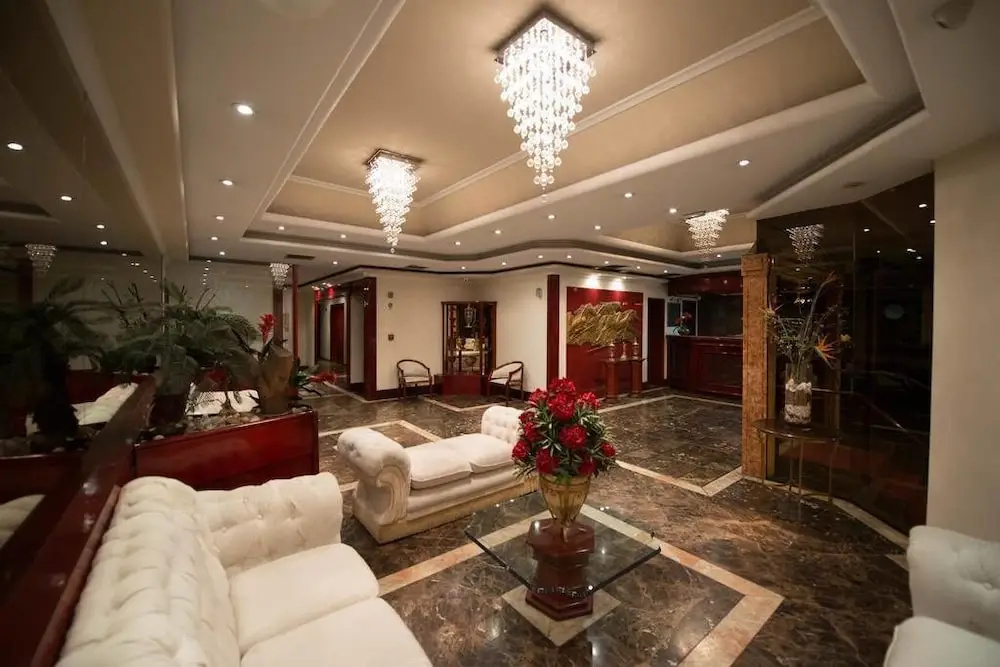 Maxim Plaza Hotel - Général