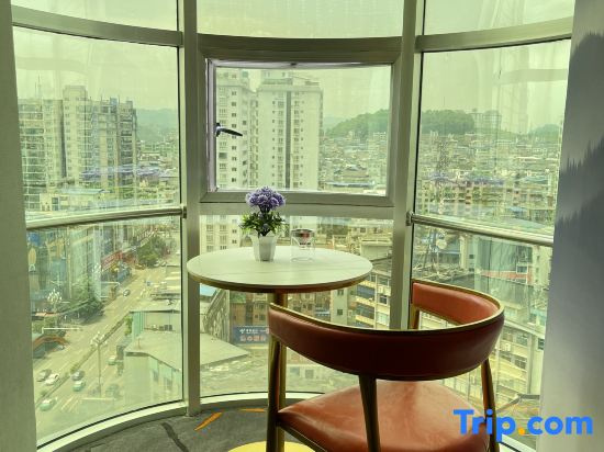 Balcony & Terrace