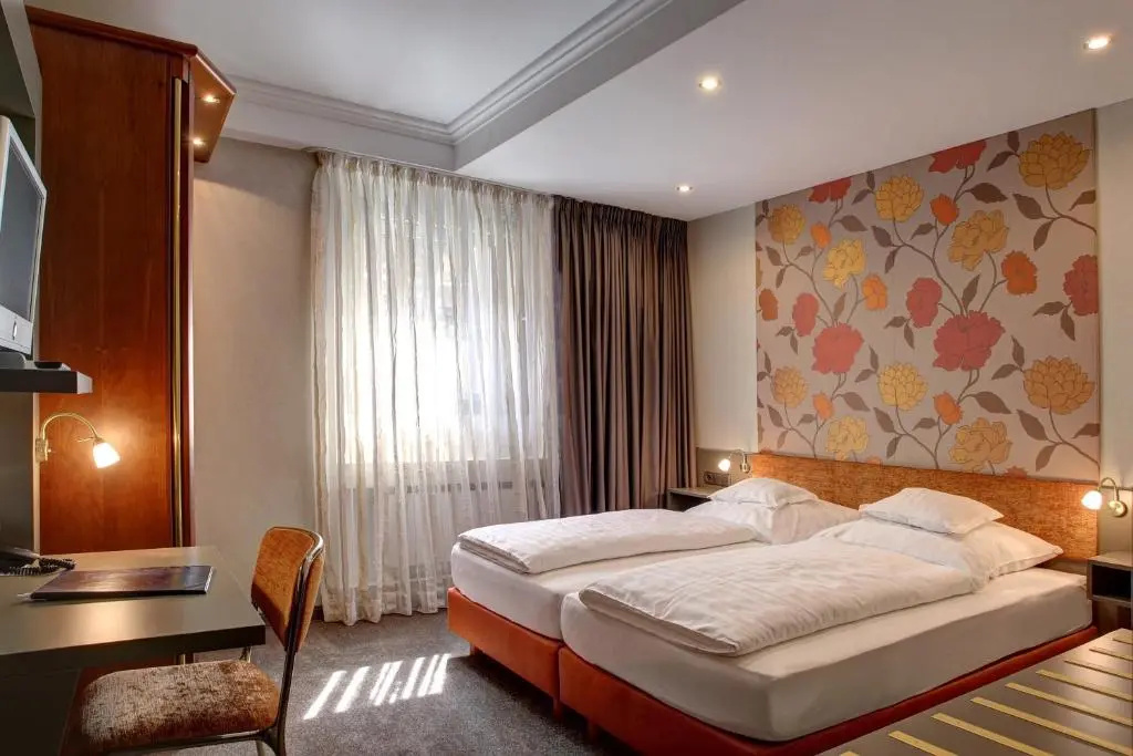 Economy room
