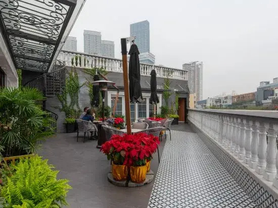 Hotel photo 8