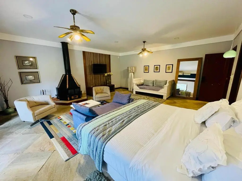 Royal room