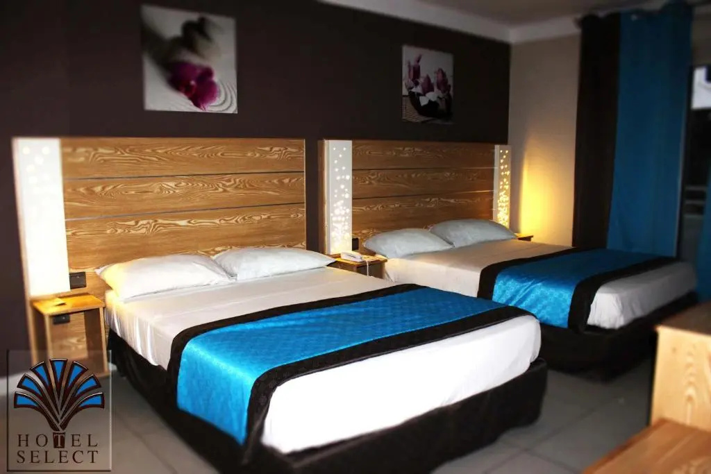 Standard Triple room