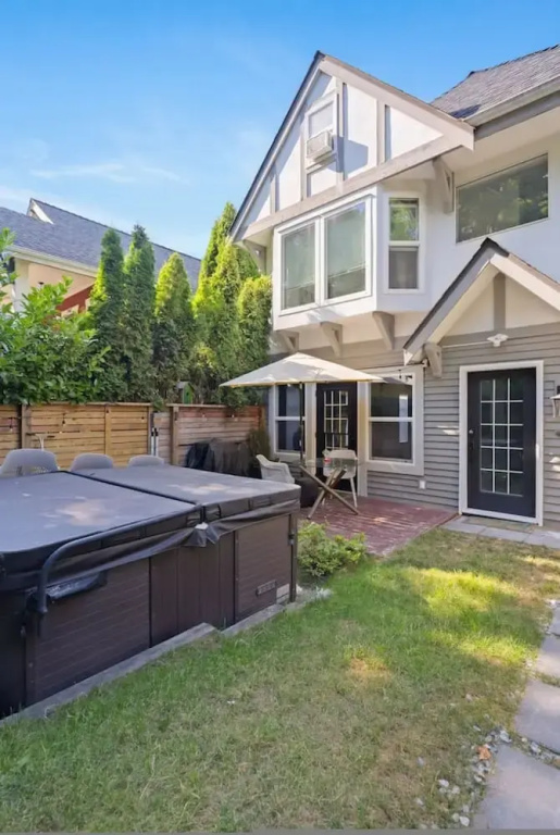 Newly Renovated 2BR Kits Home Prime Location
