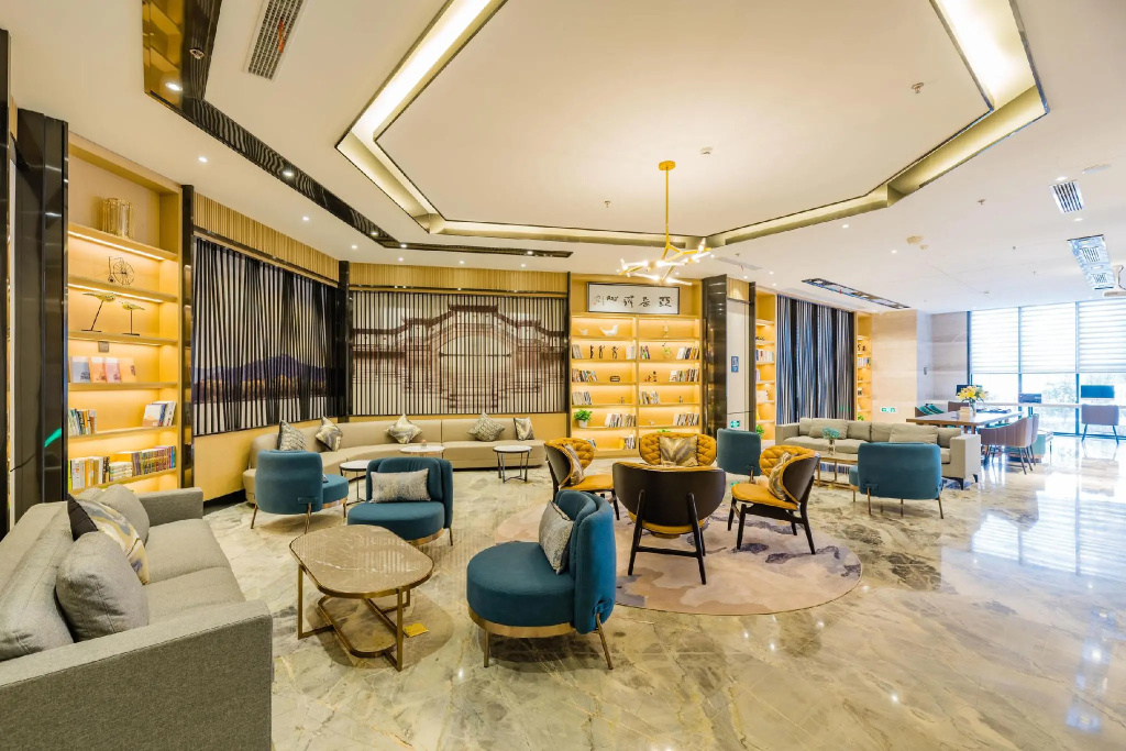 Lobby & Reception
