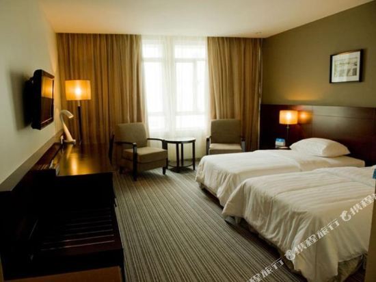 Hotel Sixty3