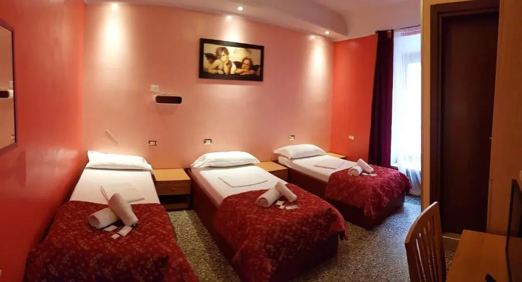 Triple room