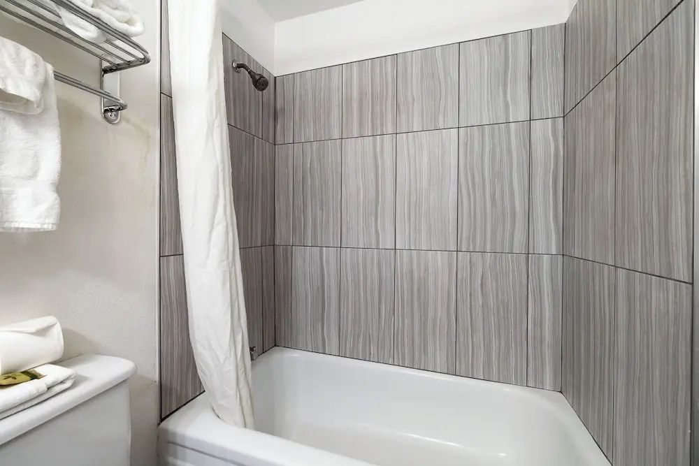 Deluxe Quadruple Suite