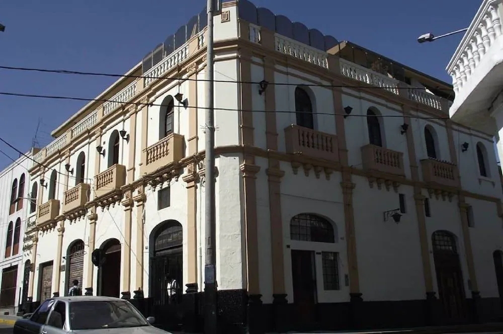 Los Balcones de Bolognesi