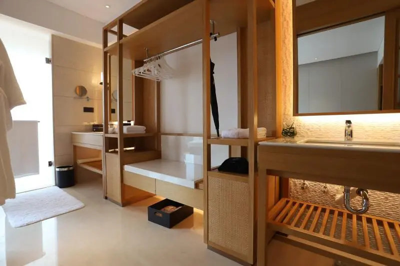 Superior Double room (full double bed)