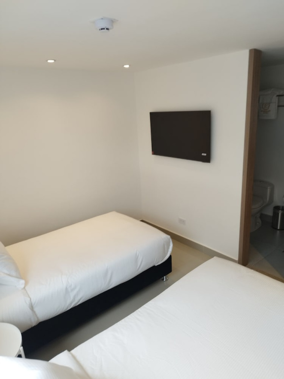 Economy Double room (twin beds)