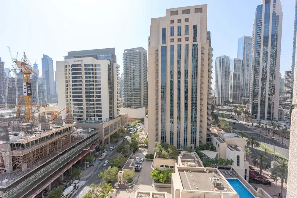 1 Bedroom and Situated Near Burj Khalifa and Dubai Mall