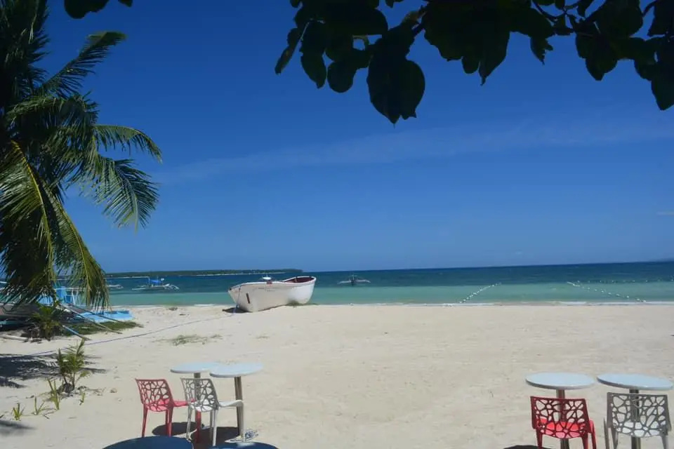 Beach & Waterfront