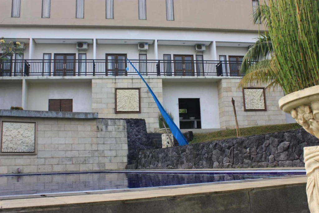 Bumi Cikeas Convention Resort