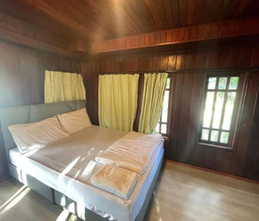 Standard Double room with balcony (full double bed)